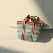 ̨������������ռ{���������O�W���˻@�����X�����ƴ����Ӱ����