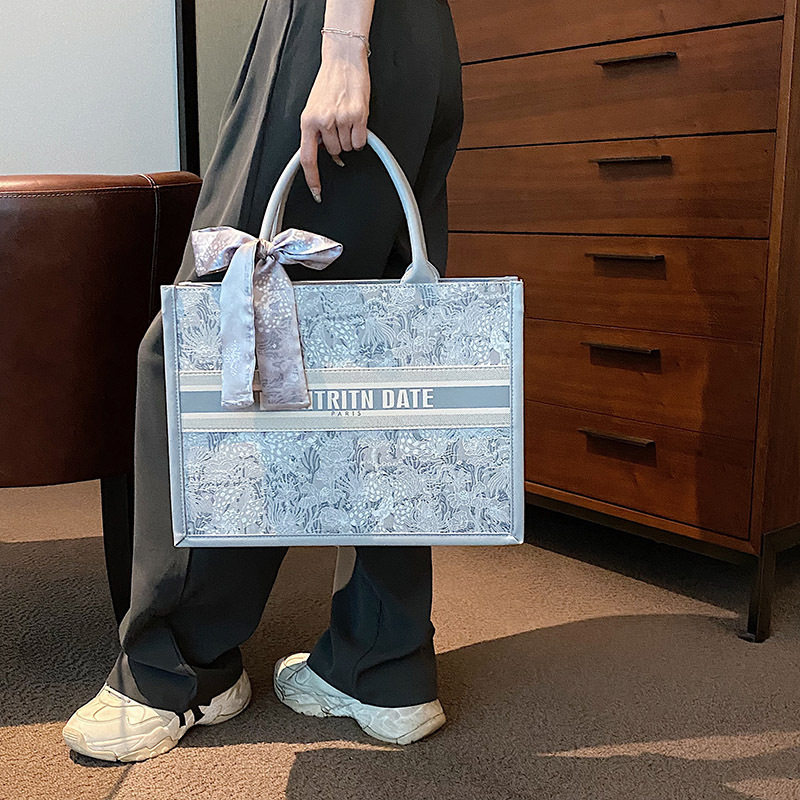 Bolso de mano para mujer nuevo 2024 bolso impreso de moda transfronteriza bolso de hombro de Cercanías de trabajo de alto grado