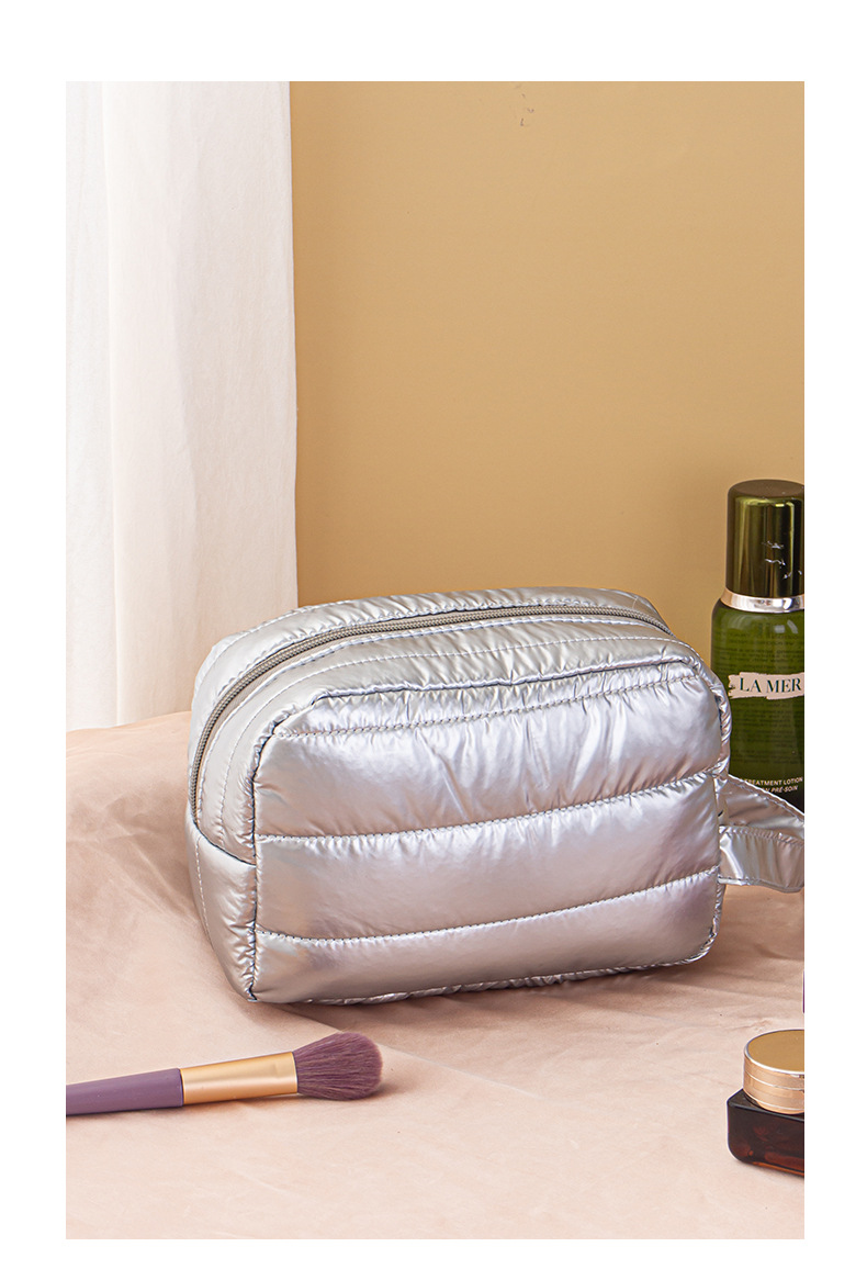 200g Weight Polyester Lining Material Zipper Closure Type Top Handle Strap Type Cosmetic Bag, wash bag Bags Type Daily Occasion Polyester Material Solid Color Pattern Winter Season Women's Gender Basic Style Square Shape Basic Solid Color Polyester Square Makeup Bags