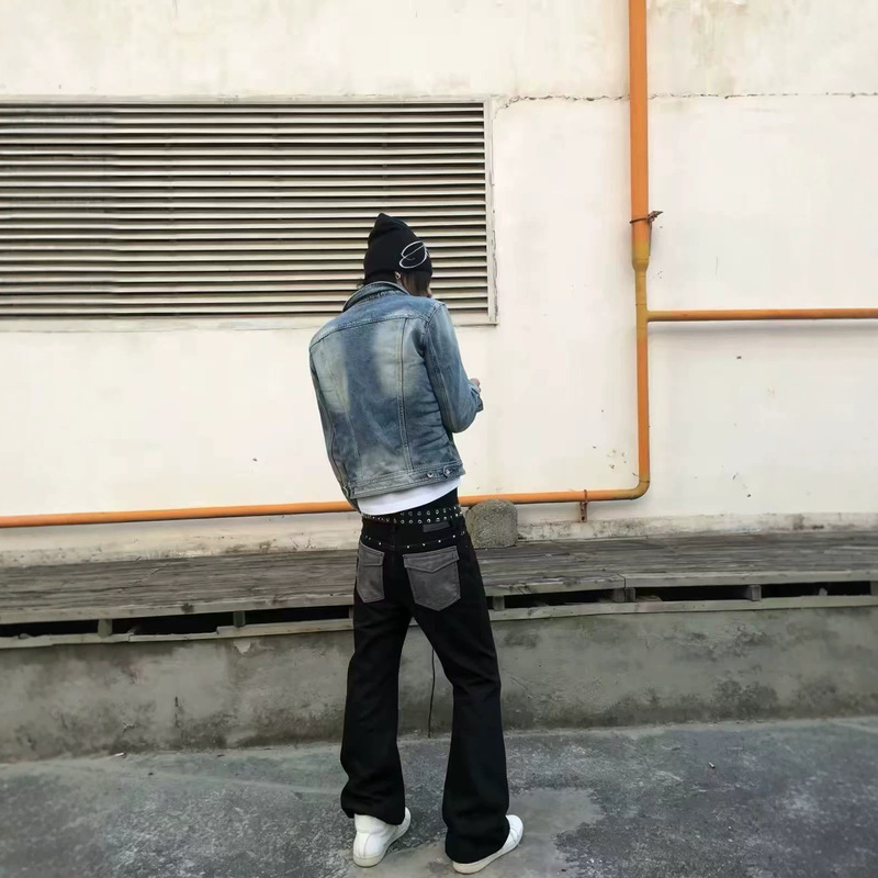 "Battle Black Bull" American Light Punk Snake Pattern Pocket Patchwork Rivet Straight-Leg Slightly Flared Jeans for Men and Women "Battle Black Bull" American Light Punk Snake Pattern Pocket Patchwork Rivet Straight-Leg Slightly Flared Jeans for Men and Women