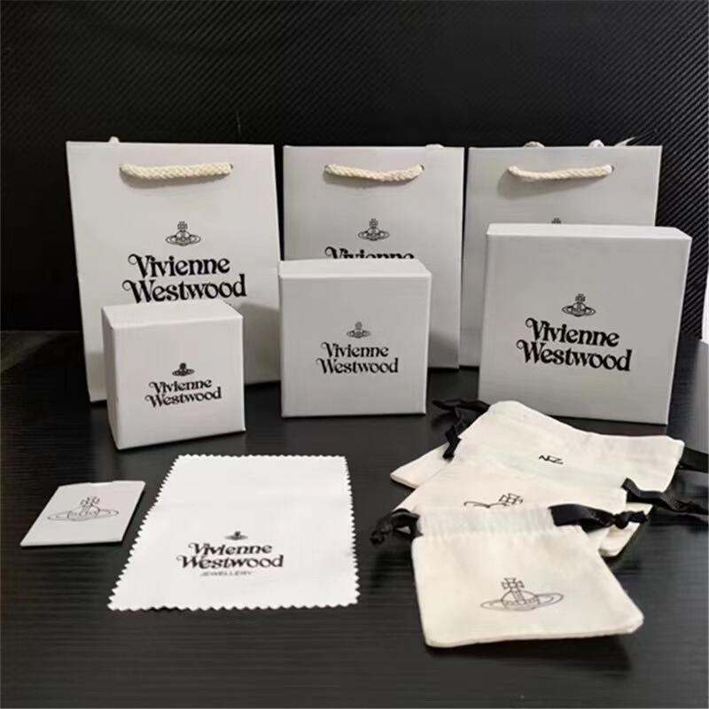 26 New Version of the Western Empire Brand Packaging Box, Same Style as the Empress Saturn Necklace Packaging Box, Gold-Stamped Pearl Gift Box 26 New Version of the Western Empire Brand Packaging Box, Same Style as the Empress Saturn Necklace Packaging Box, Gold-Stamped Pearl Gift Box