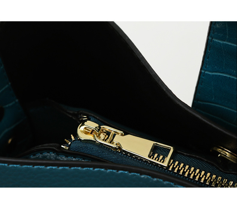 656g Weight Polyester Lining Material Lock clasp Closure Type Single Shoulder Strap Strap Type Crossbody Bag Bags Type Daily Occasion Pu Leather Material Solid Color Pattern All Seasons Season Women'S Gender Fashion Style Bucket Shape Medium Size Women's Medium Pu Leather Solid Color Fashion Bucket Lock Clasp Crossbody Bag 33