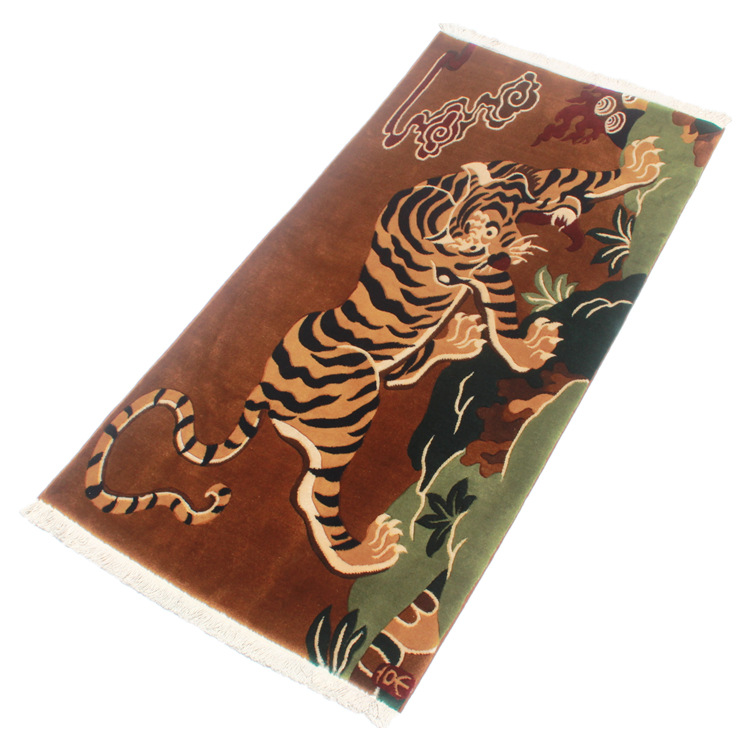 Ethnic carpet for home use for bedroom for living room, non-slip sofa