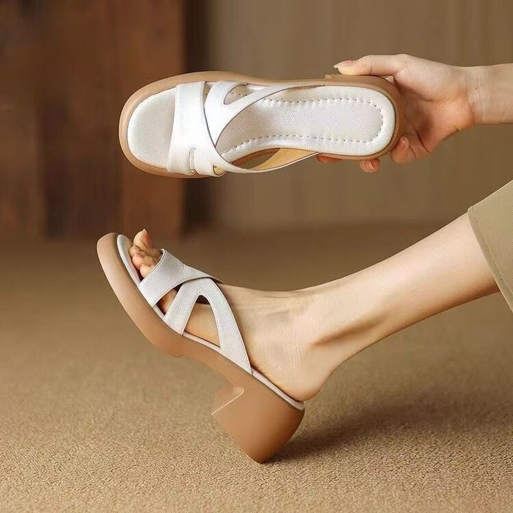 Casual Slippers for Women for Summer Wear, 2026 New Style, High-Heeled, Thick-Soled, Non-Slip Sandals, Round-Toe, Chunky Heel, Comfortable Slip-Ons