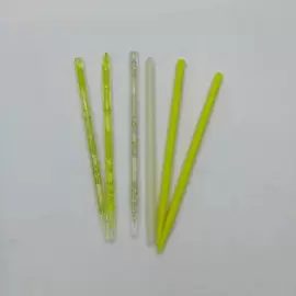 画纸、画布;木质工艺品;场地布置道具