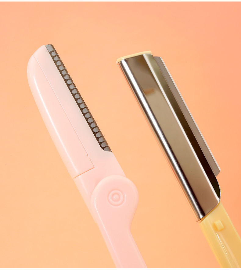 Ruby Cartoon All-English eyebrow Shaving Razor Three-piece set, folding eyebrow shaping blade, sharp blade, beginner's professional version undefined