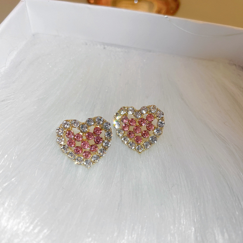 1 Pair Sweet Heart Shape Alloy Inlay Rhinestones Women's Ear Studs display picture 5