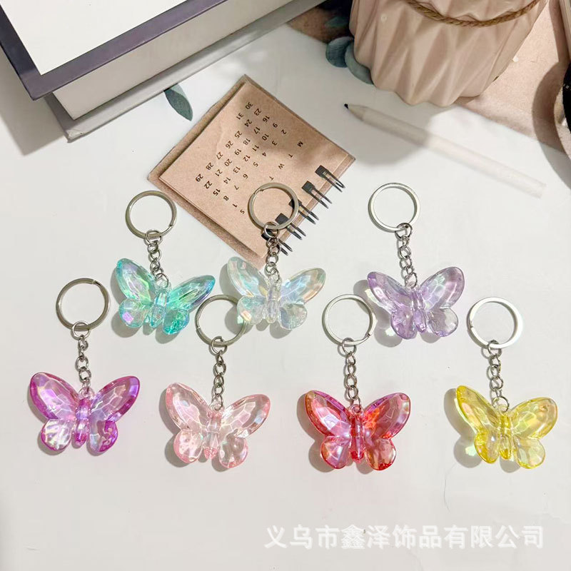 Color fantasma de color gelatina mariposa llavero acrílico transparente colgante de dibujos animados pericardias de niñas joyas de ropa al por mayor image 1