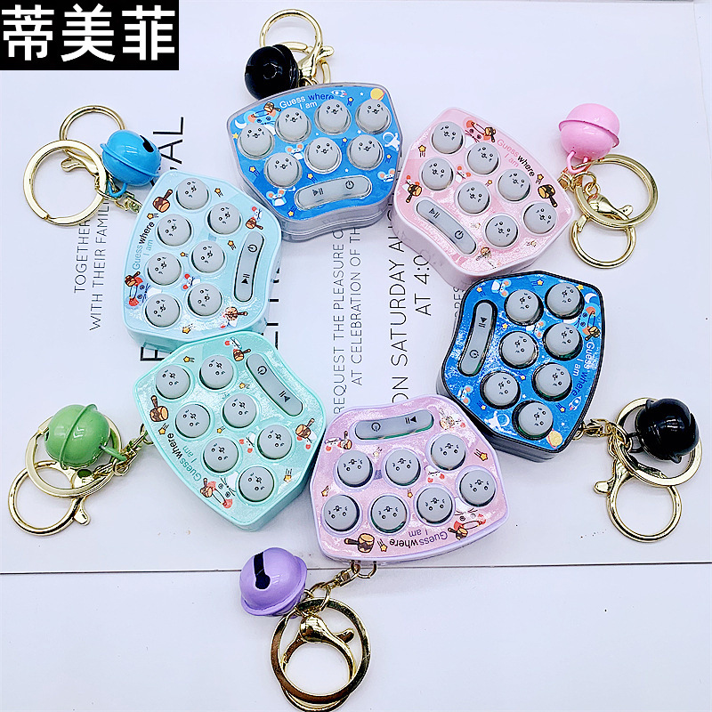 Fun Mini Handheld Whack-A-Mole Toy Game Console Keychain Cartoon Creative Functional Gift Pendant Fun Bag Accessory