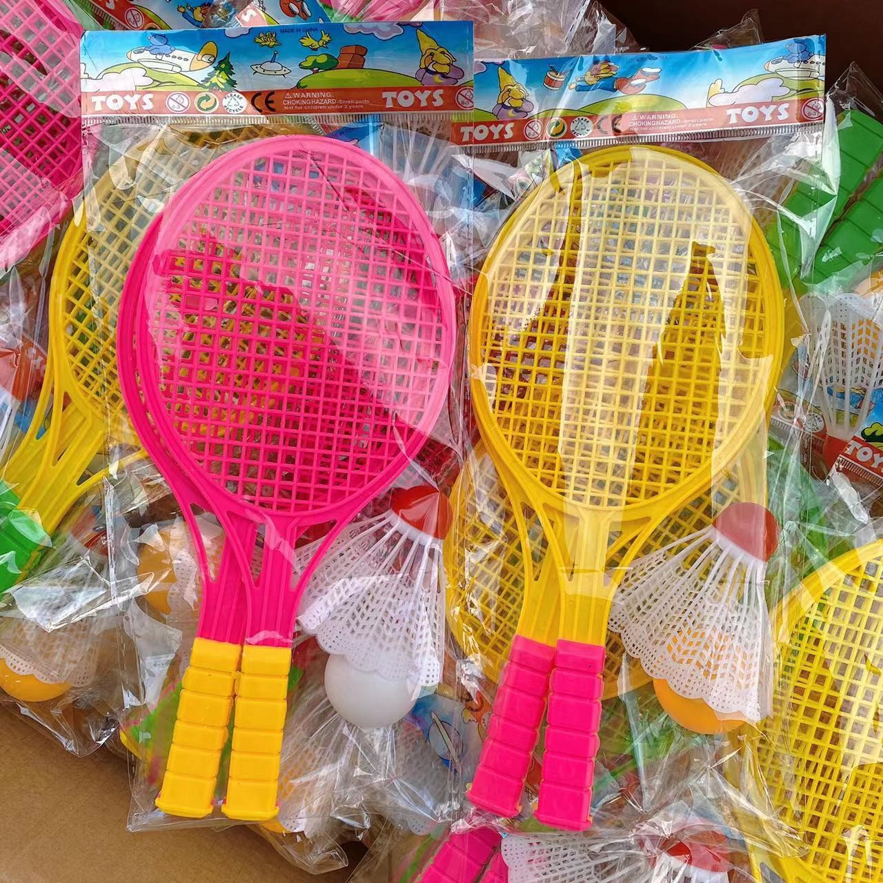 Juguetes para niños playa Tarjeta de succión juguete pistola juego casa juguete pintura juguetes 2 yuanes grandes almacenes al por mayor