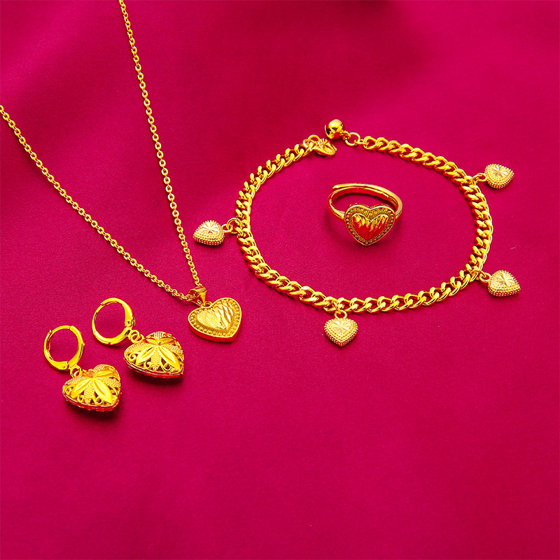Nueva moda de las mujeres pequeño melocotón corazón pulsera collar anillo pendientes Vietnam arena oro joyería amor traje
