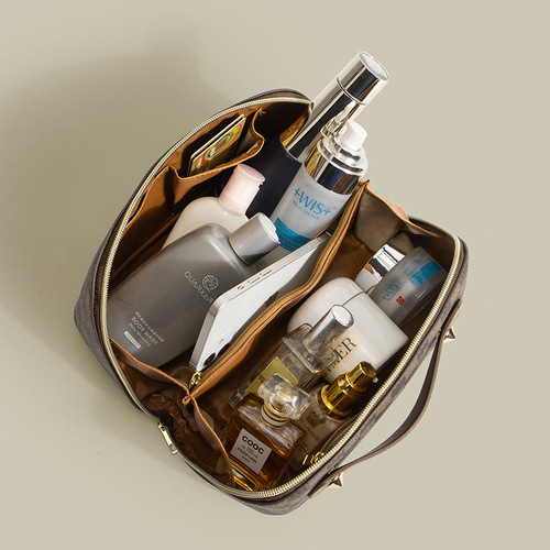 New plaid presbyopic cosmetic bag with large capacity and good looks, convenient portable storage bag for toiletries and cosmetics wholesale