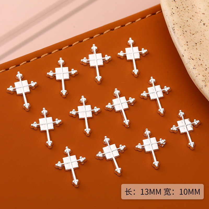 Cruz planetaria aleación de amor joyas de manicura Saturno uñas para usar accesorios de metal DIY