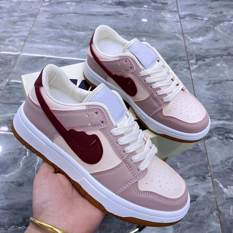 2025 nuevo estilo de pareja de corte bajo estudiante ligero zapatillas AJ a juego de color moda zapatos blancos de mujer hombre salvaje