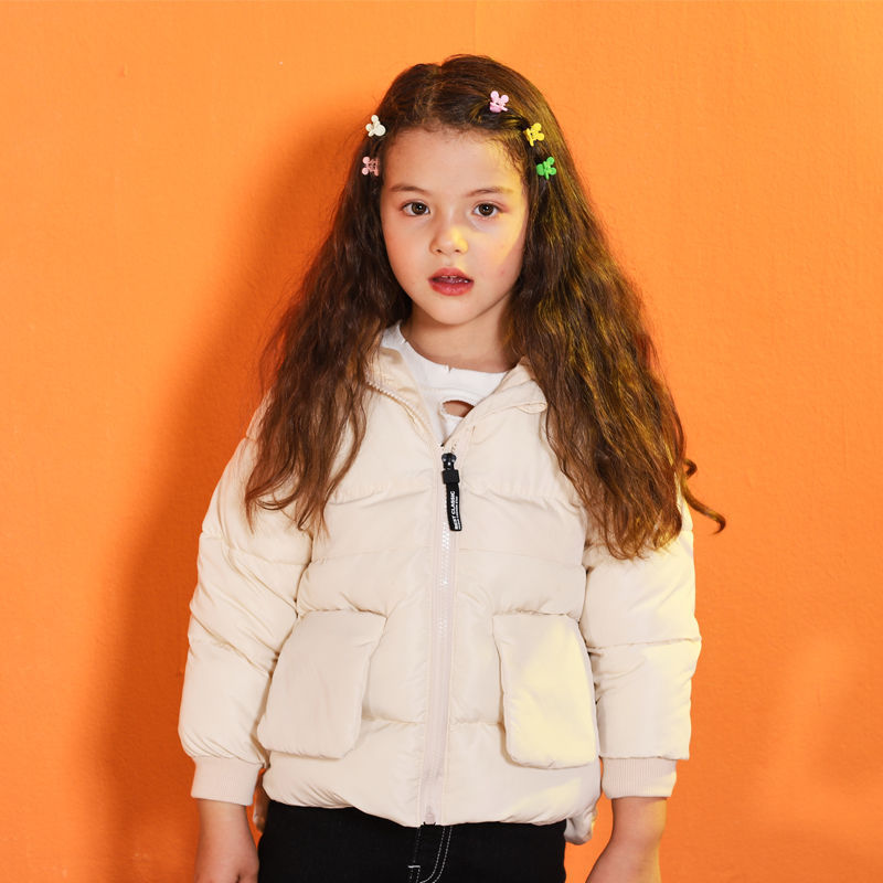 2024 nuevo Otoño e Invierno corto engrosado lana de cordero con capucha chaqueta caliente de los niños abajo Chaqueta de algodón acolchado