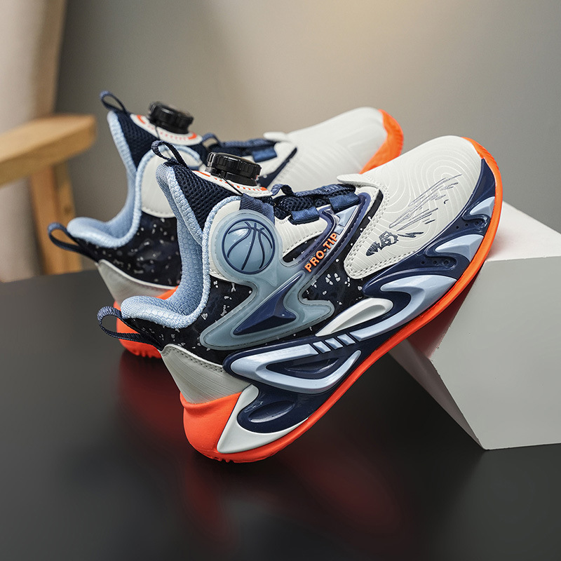 Fábrica de explosión giratoria de hebilla de cuero zapatos de suela gruesa antideslizante zapatos de baloncesto frescos para niños al aire libre