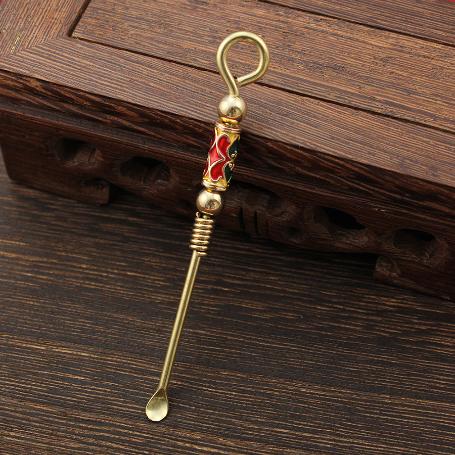 Cuchara de oreja de latón hecha a mano de cobre puro oreja recoger la antigua herramienta de limpieza del oído limpiador del oído dos yuanes tienda de supermercado puesto de suministro al por mayor