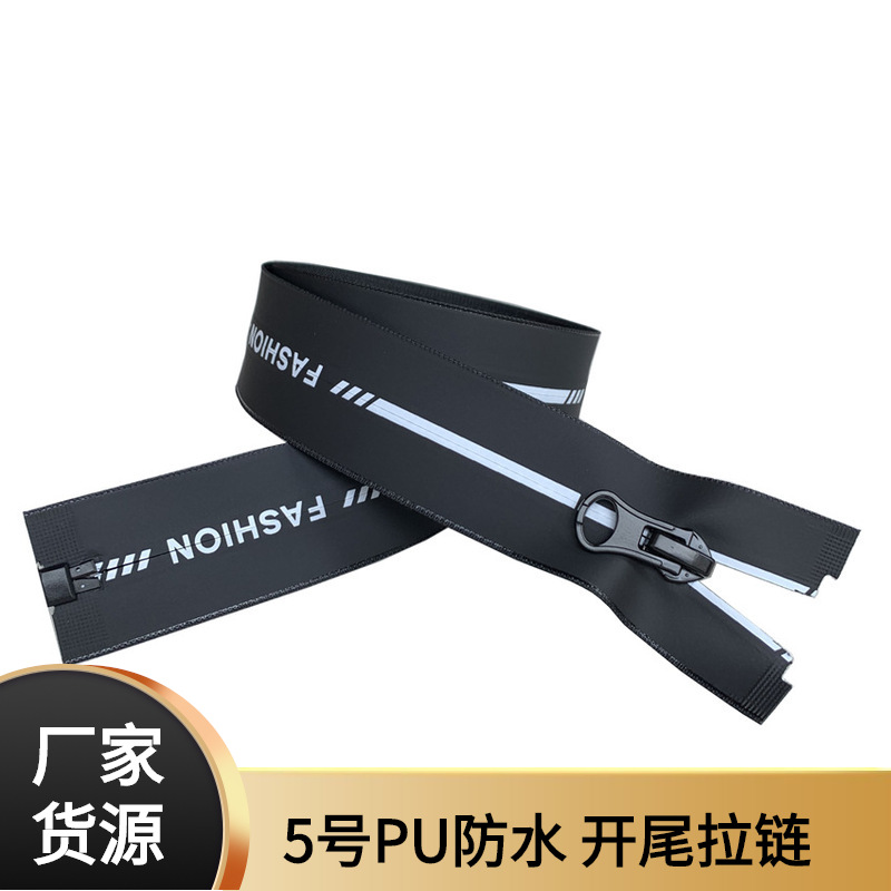 Nylon waterproof jacket with zipper for leisure