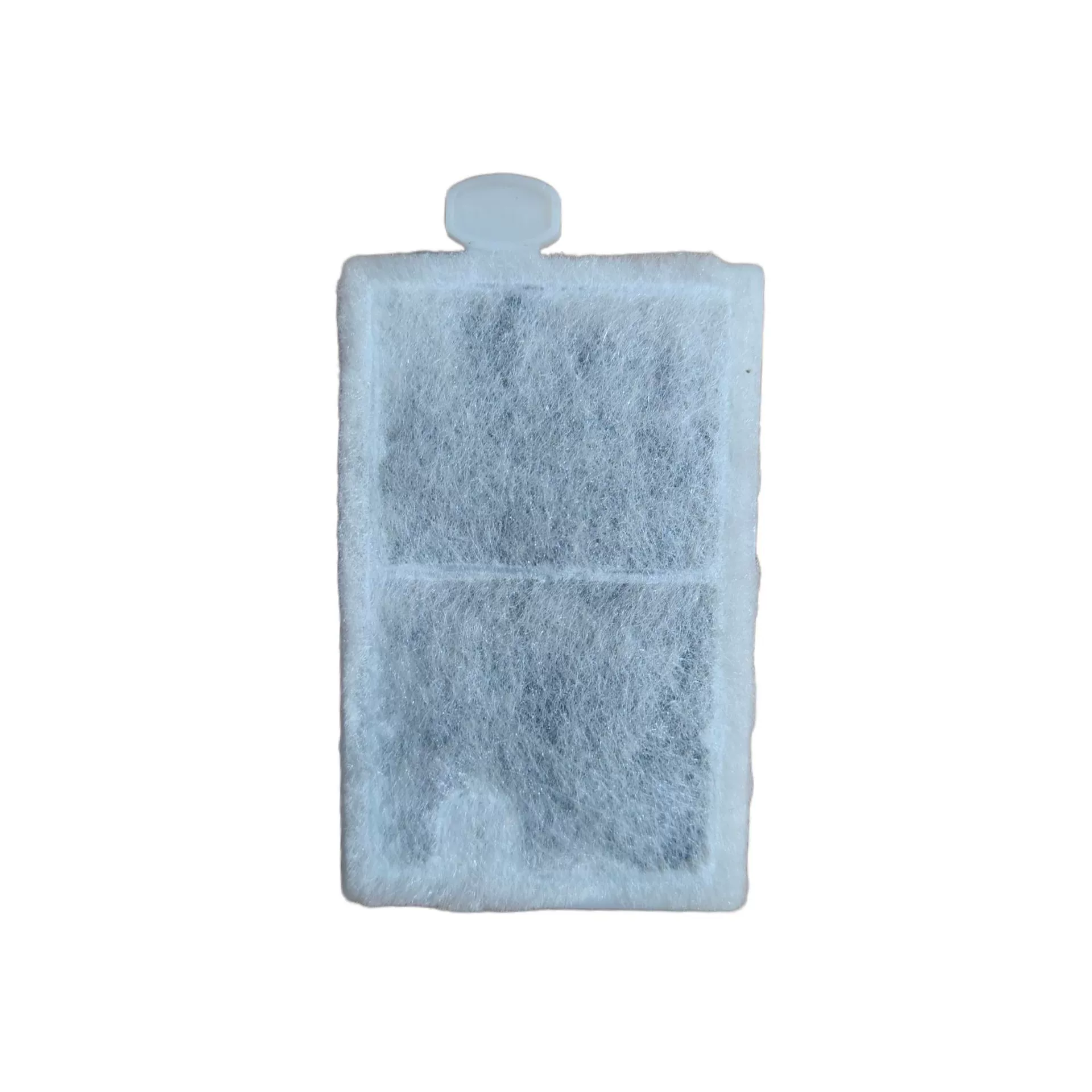 Производители производят и продают питьевые фонтанчики для домашних животных