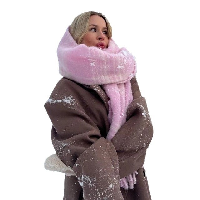 Checkered wool fringe Korean version premium winter mohair warm unisex scarf_voghion.com