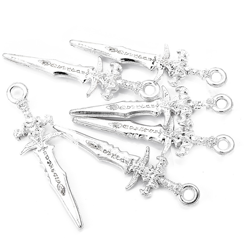 Aleación arma espada collar pulsera pequeño colgante DIY joyería accesorios M70