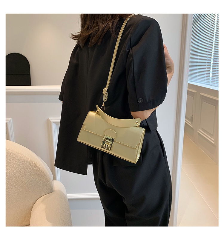 422g Weight Lock Fashion Element Lock clasp Closure Type Single Shoulder Strap Strap Type Square Bag Bags Type Daily, Street Occasion Pu Leather Material Solid Color Pattern All Seasons Season Women's Gender Elegant, Streetwear Style Square Shape Small Size Women's Small Pu Leather Solid Color Elegant Streetwear Lock Square Lock Clasp Square Bag 23