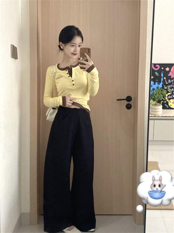 韩系穿搭黄色假两件长袖t恤女秋季气质修身半开领刺绣打底衫上衣|undefined