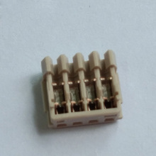 353293-4   AMP�����������ýӲ����ҵ������ͷ�ܿǶ��ӻ���TE̩