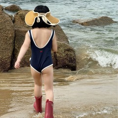 女童泳衣裙2024新款洋氣可愛速乾女寶寶公主兒童夏裝親子連體泳裝