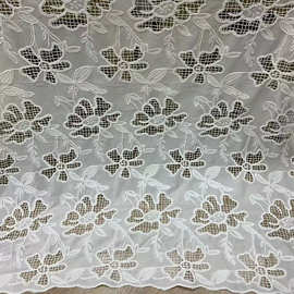 春夏新款高档女装布料镂空刺绣 白色连衣裙镂空电脑激光绣花面料
