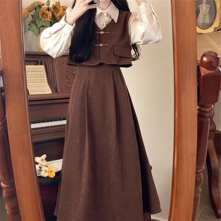 College Style Fake Two-Piece Spliced ​​Corduroy Dress for Women Autumn and Winter Large Size French Retro Elegant Slim Long Skirt