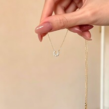 新款爆款项链U形马蹄吊坠女款镀18K金韩版日式简约细款新款锁骨链