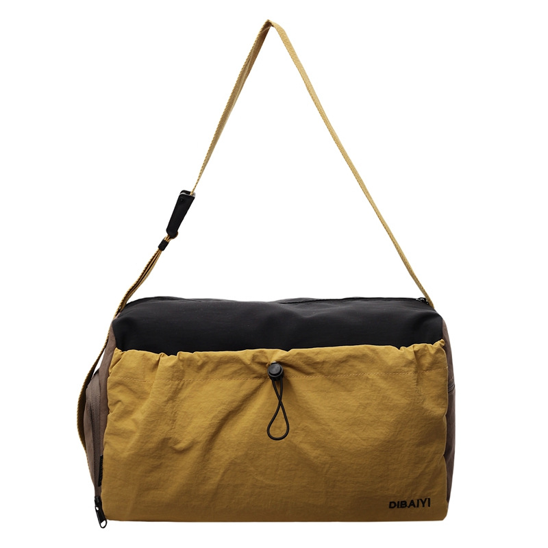 검정색과 노란색