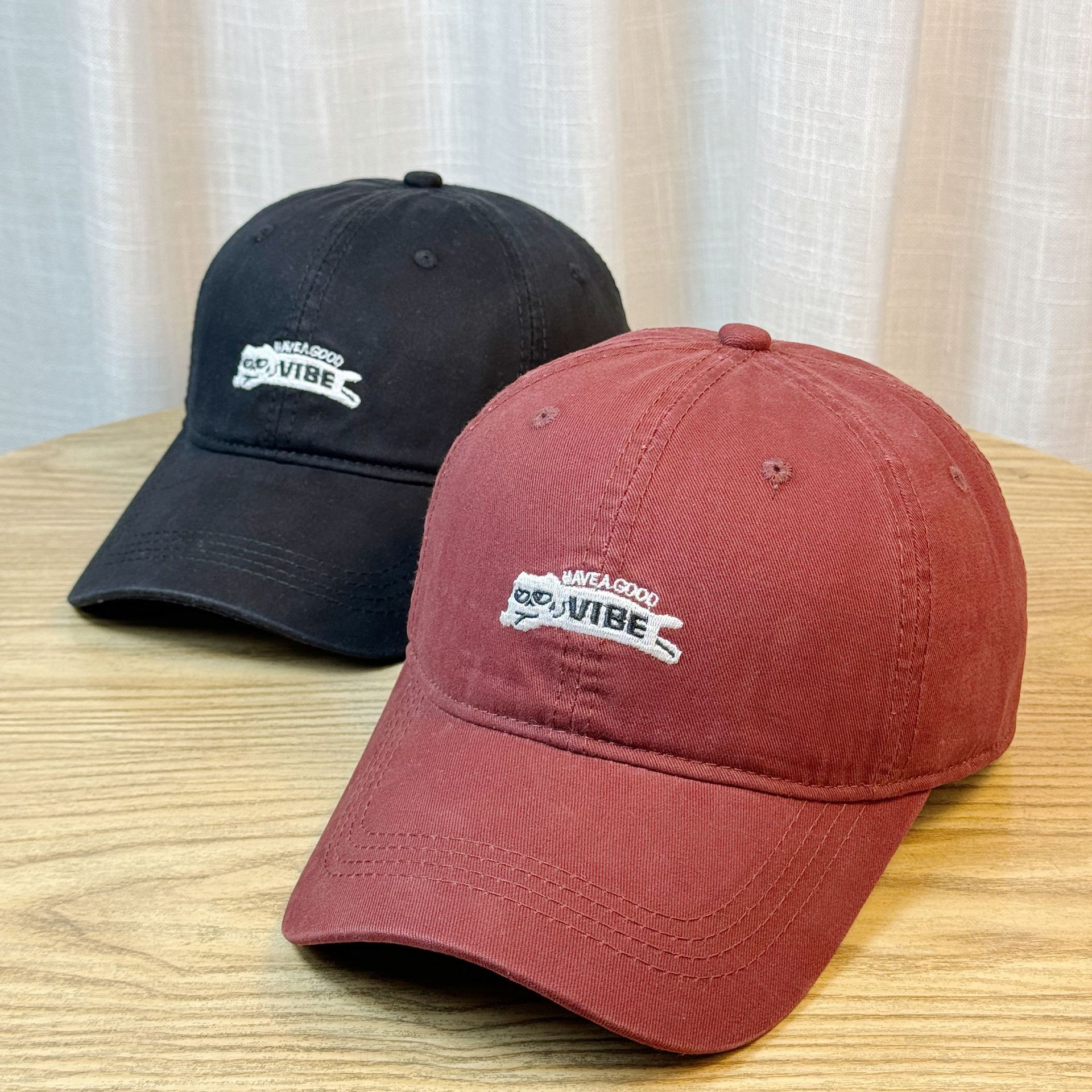 soft top baseball cap women‘s simple fashionable letter embroidery peaked cap face-looking small cotton casual all-matching sun hat men