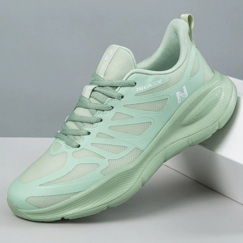 Пара кроссовок женская дышащая амортизация весной и летом легкая сетчатая спортивная обувь удобная и легко согнутая мягкая подошва удобная мужская обувь