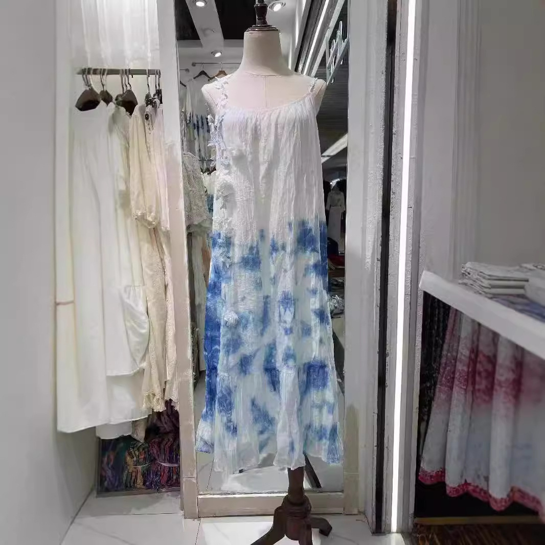 long skirt