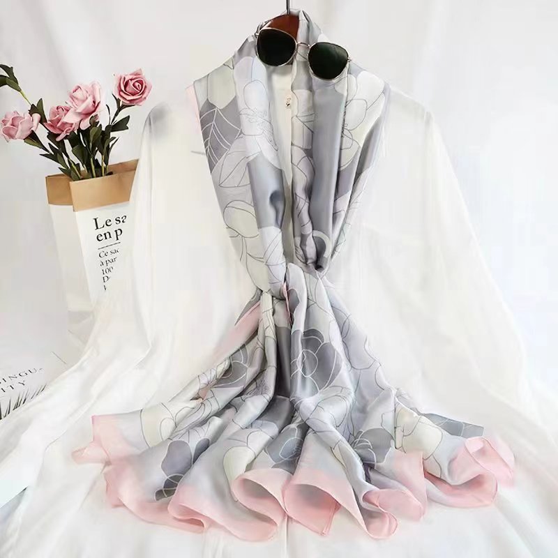 Women's Classic Style Flower Satin Printing Scarf display picture 1