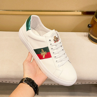 С�۷�������Ь����2024�ļ��¿�r�а�Ь��Ƥ���eЬ��С��Ь�ٴ�