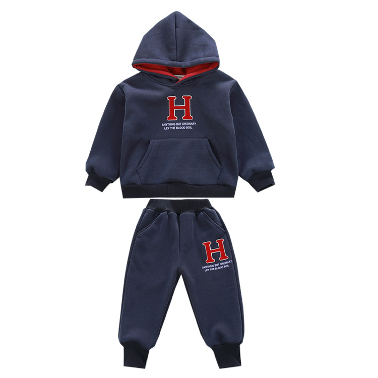 6369 traje de suéter grueso para niños 2025 otoño e invierno nuevo estilo ropa deportiva de terciopelo de una pieza para niños más traje de dos piezas de terciopelo