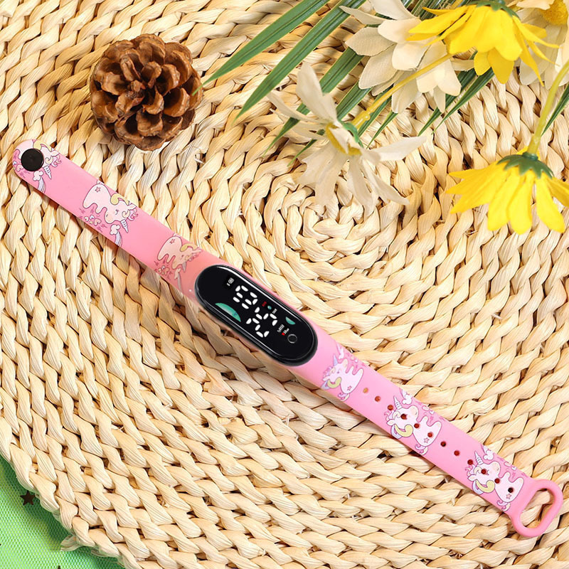 2024 explosión de chatarra oso de café M9 impresión pulsera relojes de pulsera niños estudiantes moda lindo reloj electrónico LED