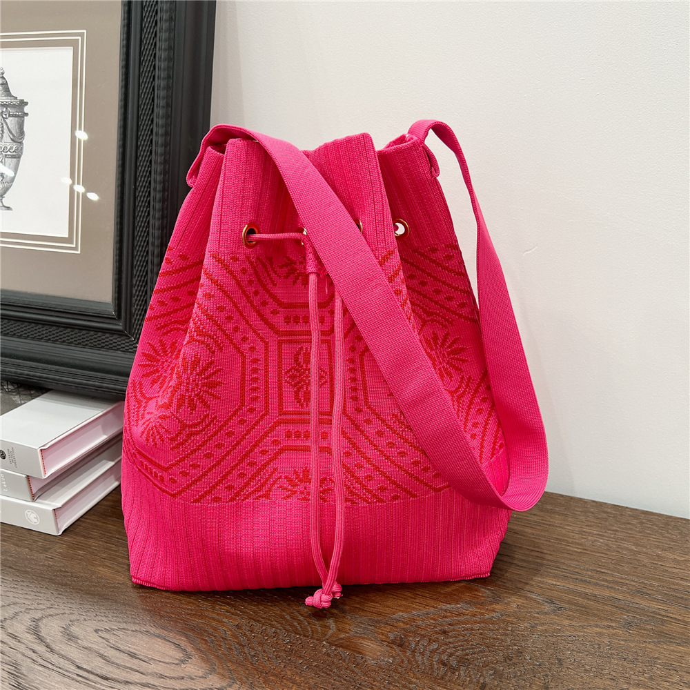 Women's Medium Knit Geometric Vintage Style Classic Style String Tote Bag display picture 16