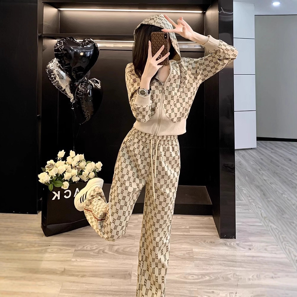 2025年春秋休闲运动套装女新款时尚减龄爆款卫衣洋气阔脚裤两件套