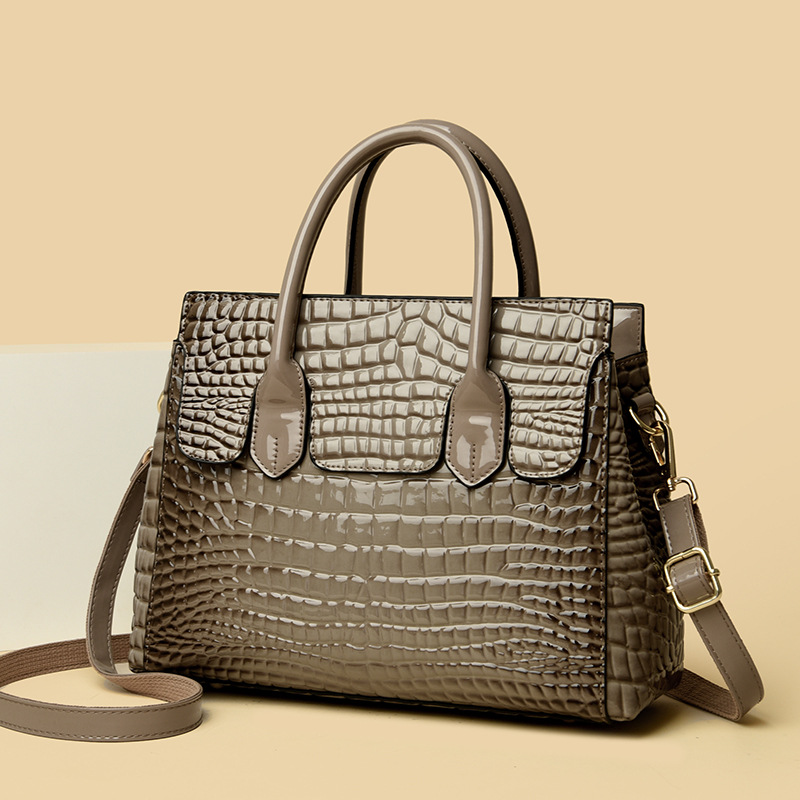 Bag Women's Bag 2024 Fashion Fashion High-capacity Tote Bag Foreign Trade Ladies Patent Leather Handbag_voghion.com