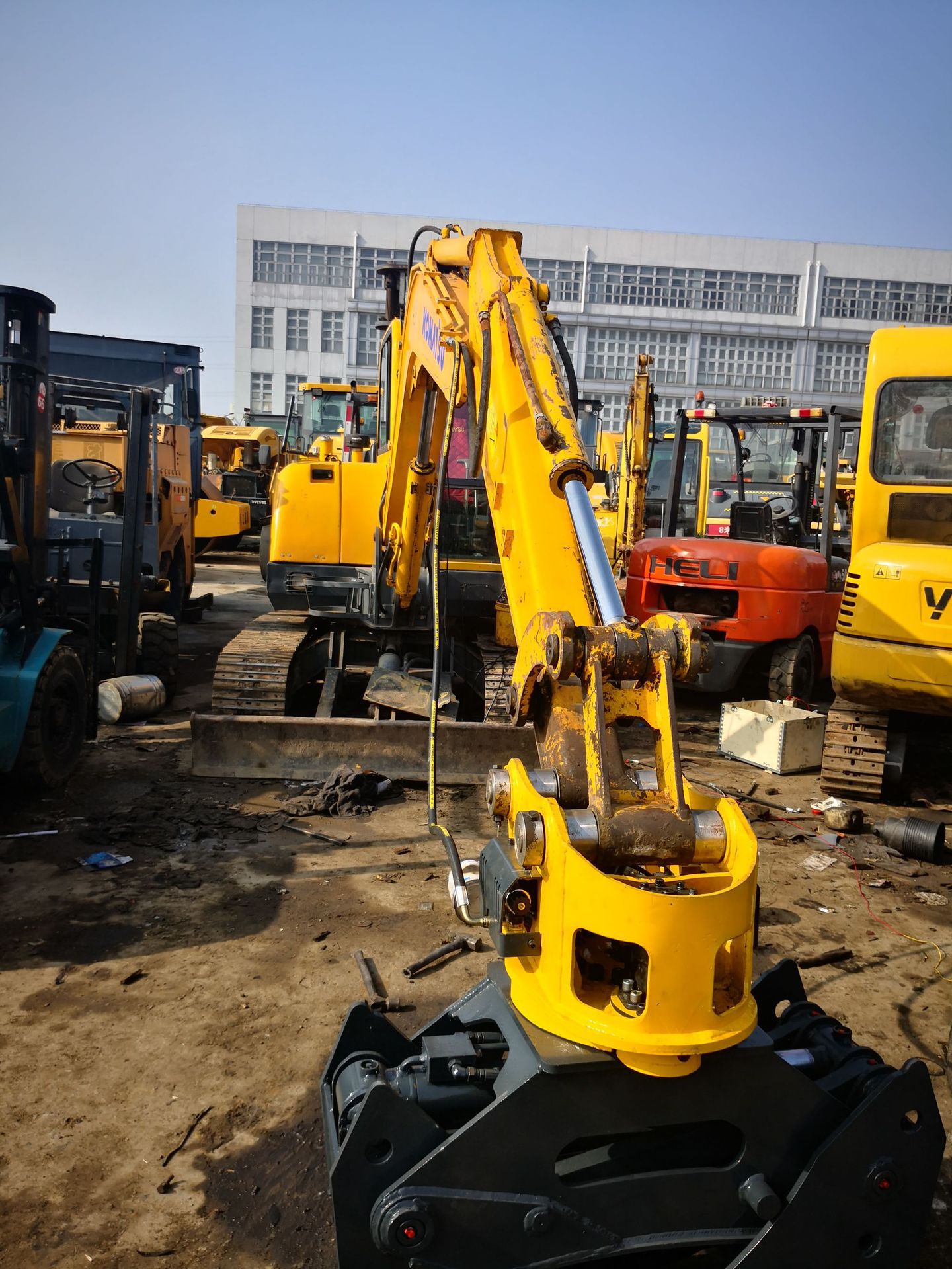 二手抓木机图片-360度旋转二手夹木机报价