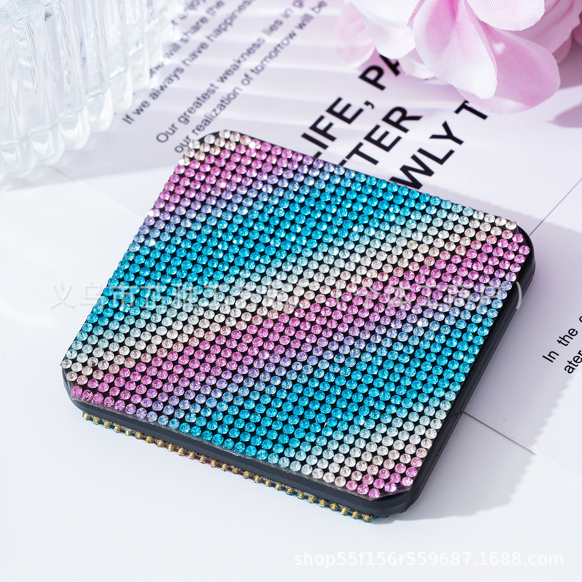 Espejo de maquillaje portátil de moda con incrustaciones de diamantes de imitación Espejo de maquillaje Regalo Espejo cuadrado plegable portátil Espejo plegable de doble cara de mano lote