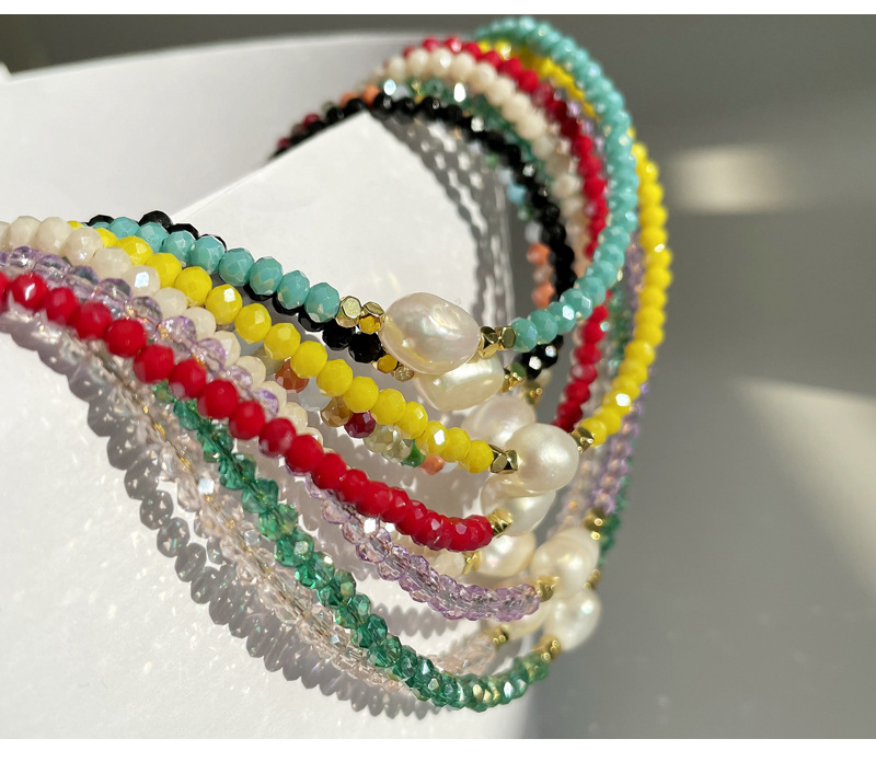 Fashion Solid Color Artificial Crystal Mother Pearl Shellfish Beaded Women's Necklace display picture 2