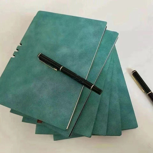 High-quality, stylish faux sheepskin notebook and notepad set with luxury-feel design—plus signature pen—wholesale available.