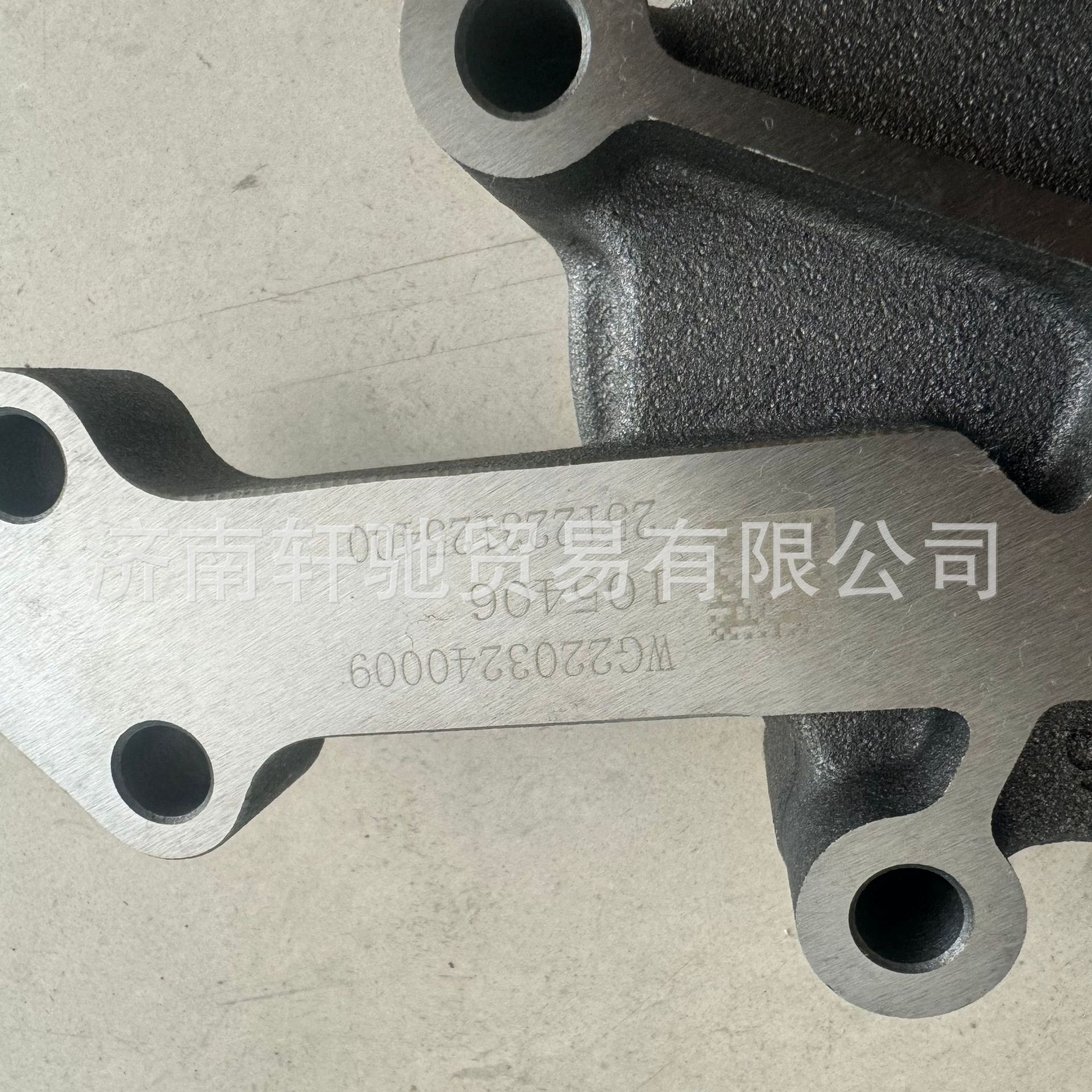 Suitable for HOWO T7H HW19710 transmission, WG2203240009 oil pump assembly