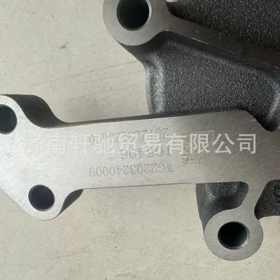Suitable for HOWO T7H HW19710 transmission, WG2203240009 oil pump assembly