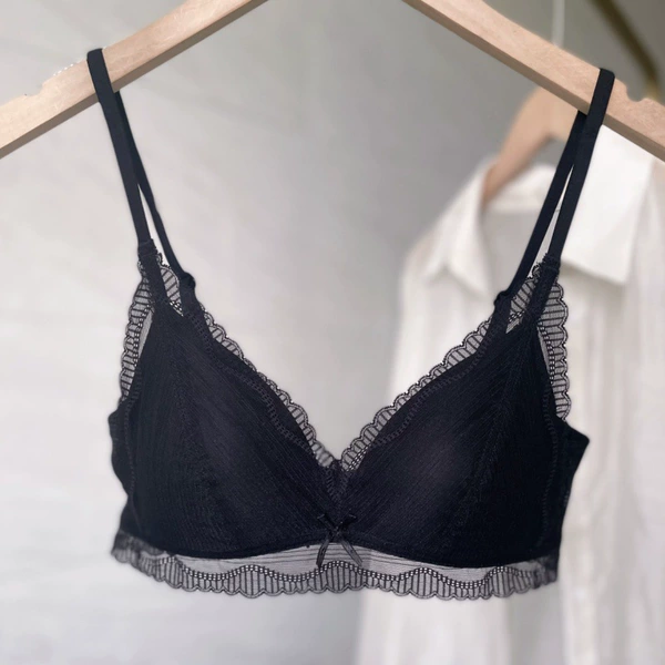 Sexy black single piece [about 0.5CM thin cup]